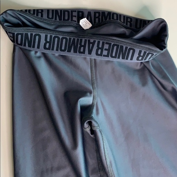 Under Armour Grey Metallic compression legging pants small - Picture 4 of 6
